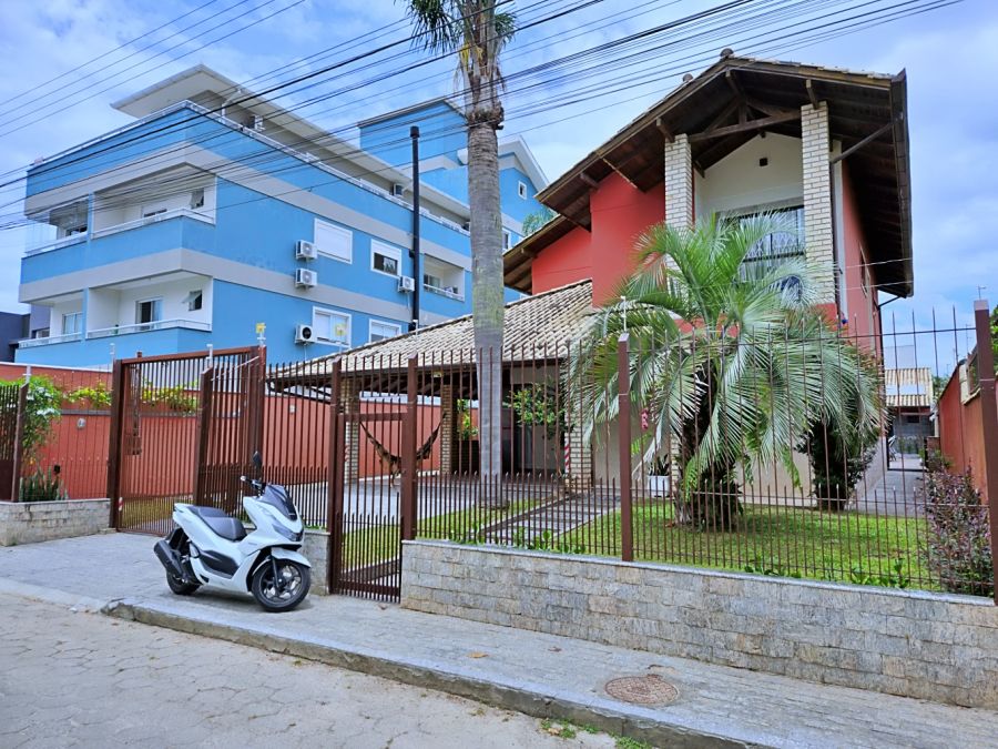 Casa - Venda - Ingleses do Rio Vermelho - Florianópolis - SC